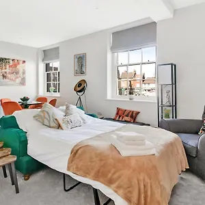  Holiday home Finest Retreats - Market View